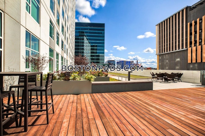 Boston - $5,445 /mo