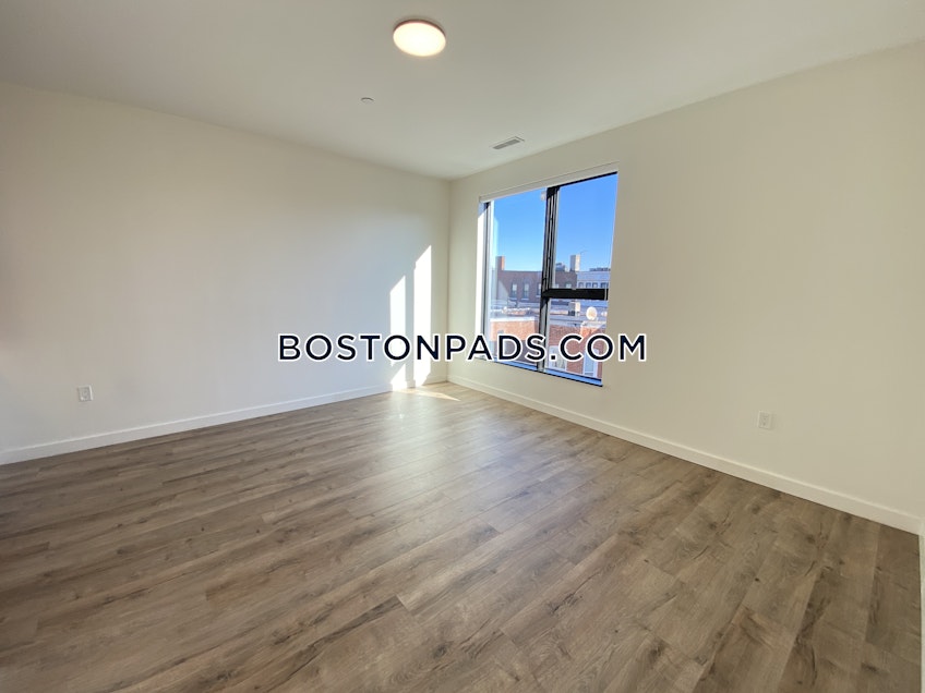 Boston - $2,458 /month