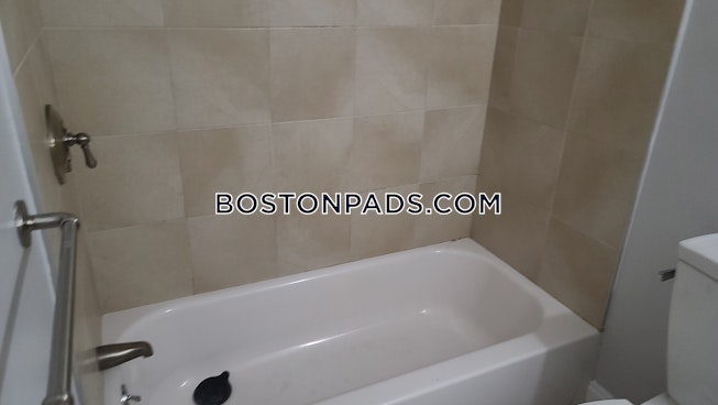 Boston - $4,000 /mo