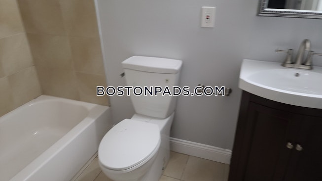 Boston - $4,000 /mo