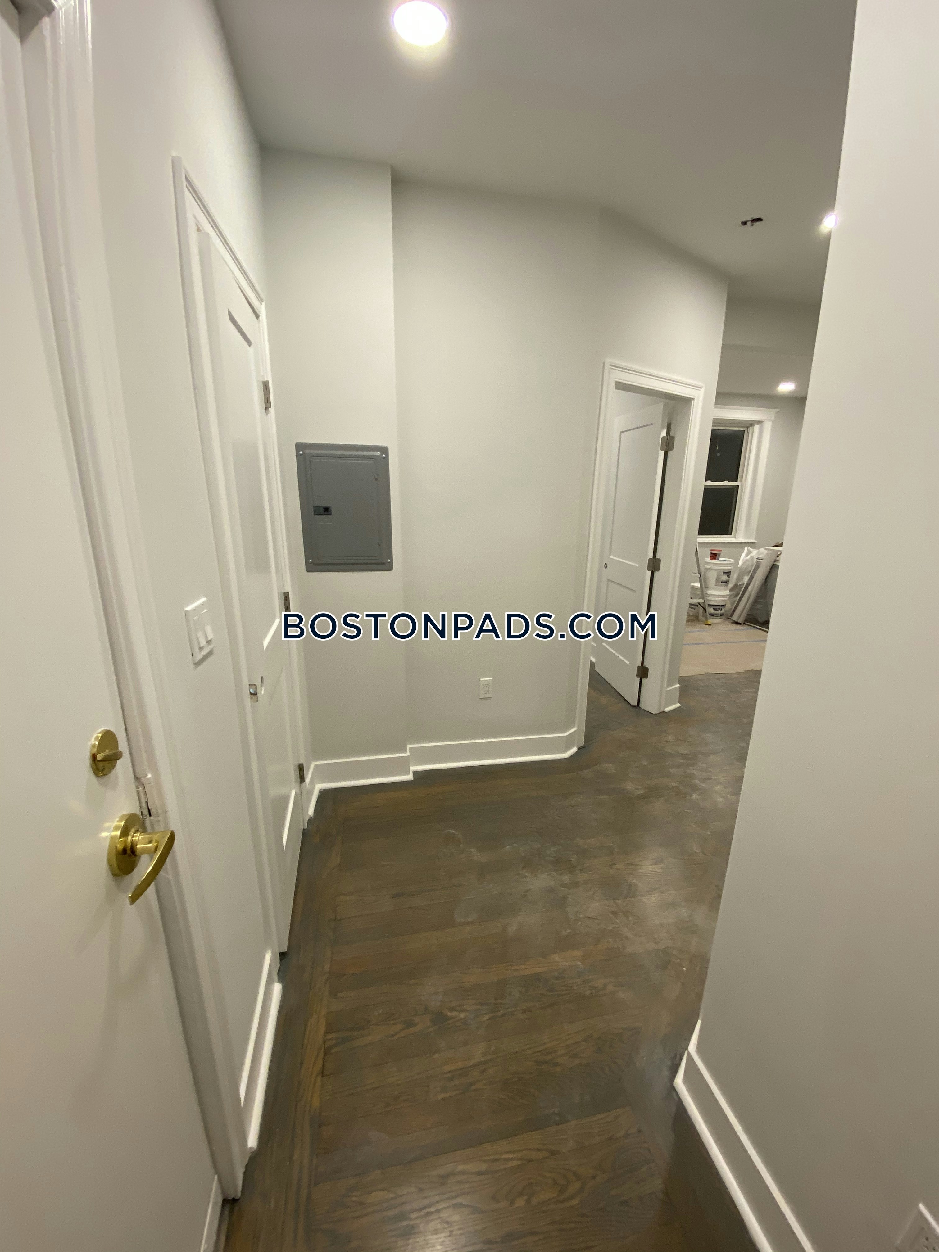 Boston - $2,800