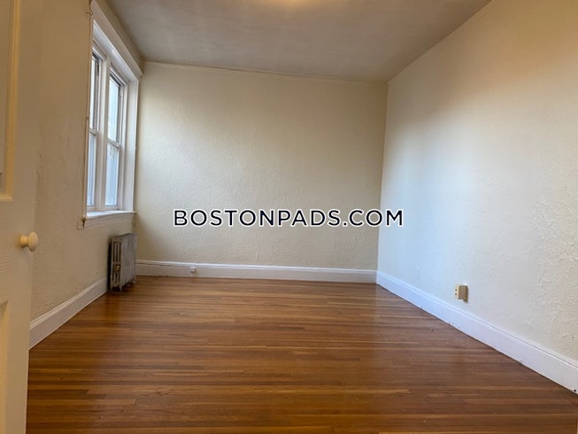 Boston - $1,725 /mo