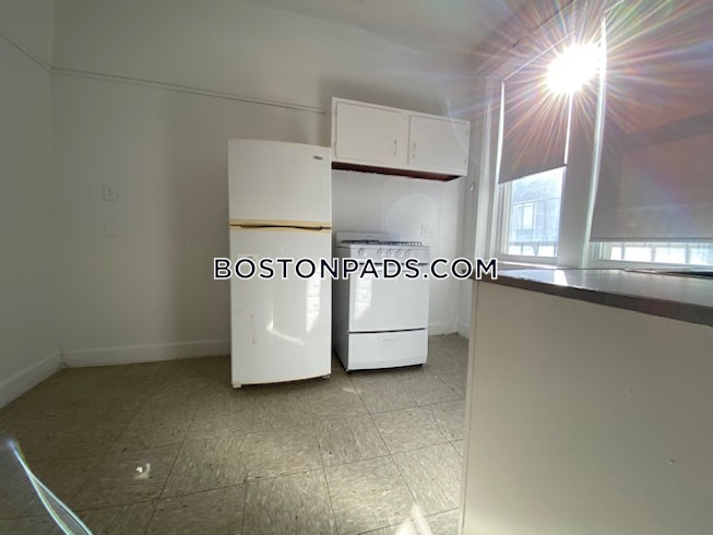 Boston - $1,725 /mo