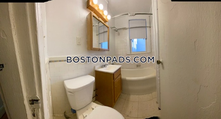 Boston - $2,050 /month