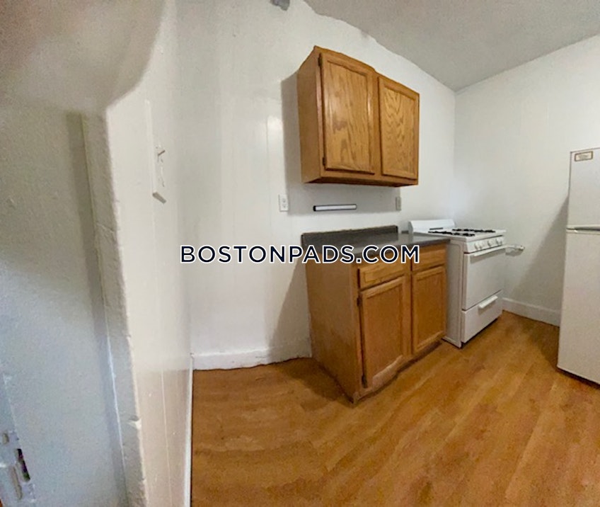 Boston - $2,050 /month