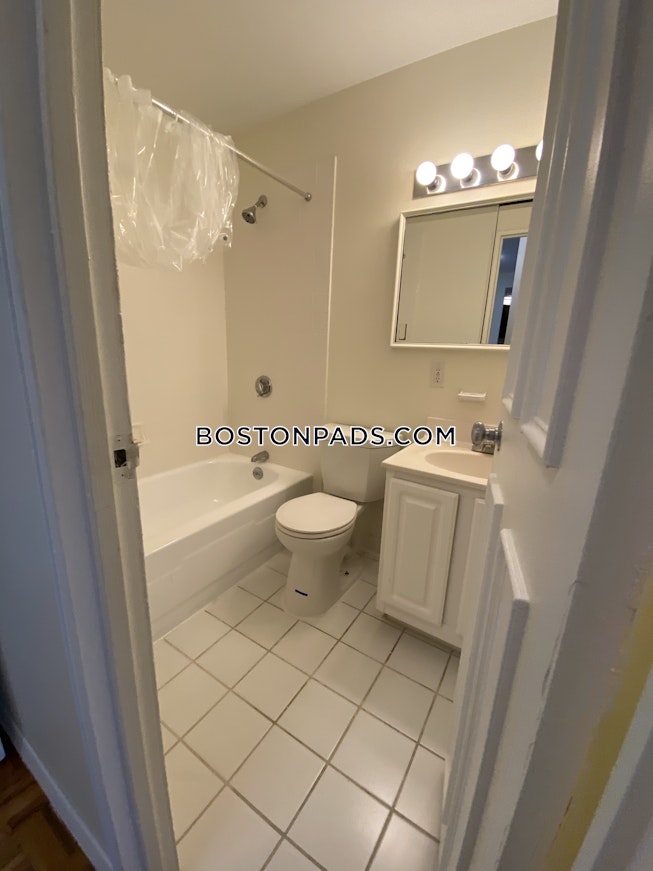 Brookline - $4,050 /mo