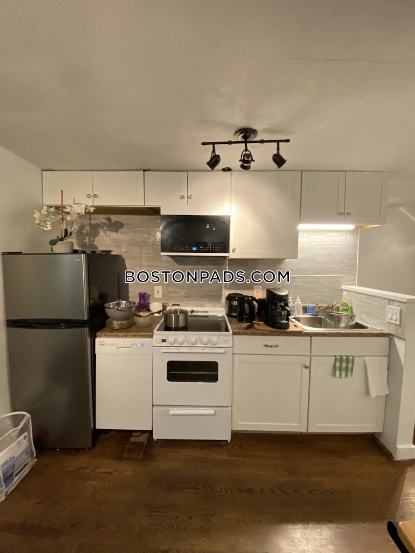 Cambridge - $4,100 /month