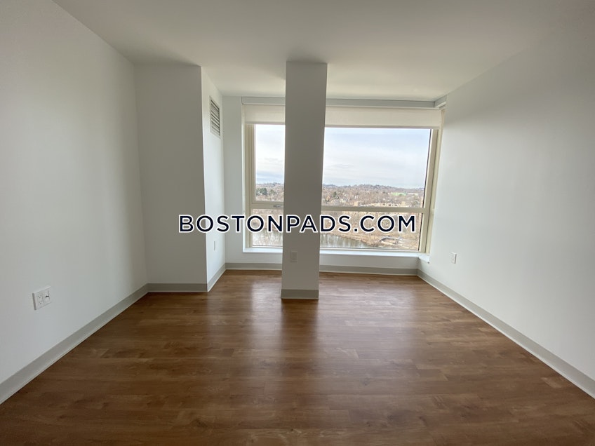 Boston - $3,816 /month