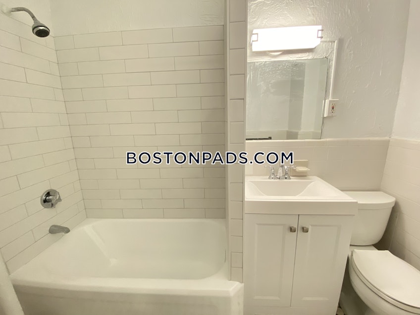 Boston - $5,850 /month