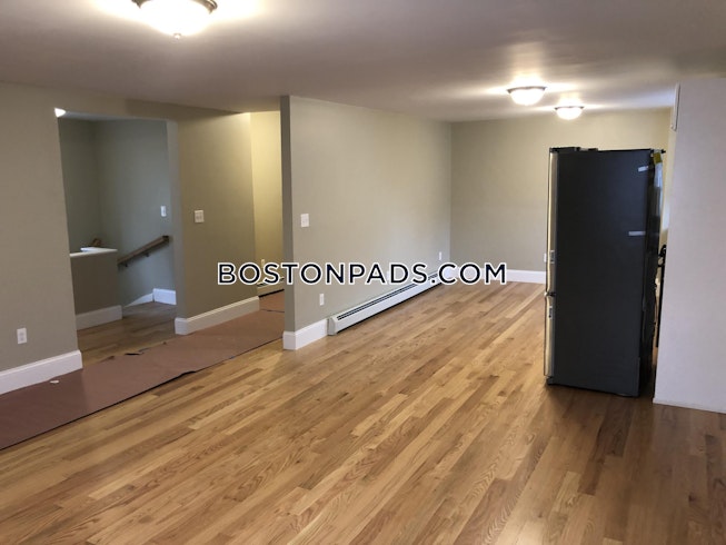 Chelsea - $3,000 /mo