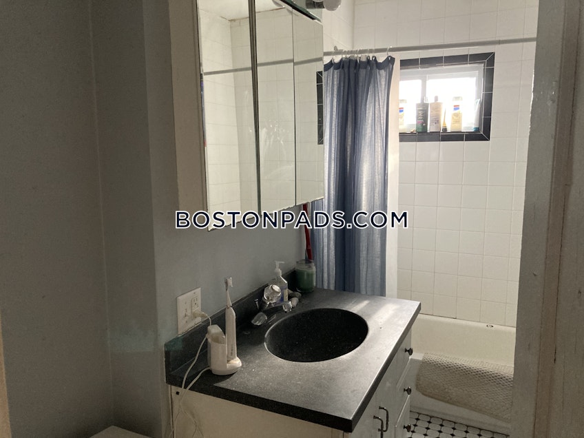 Boston - $3,400 /month