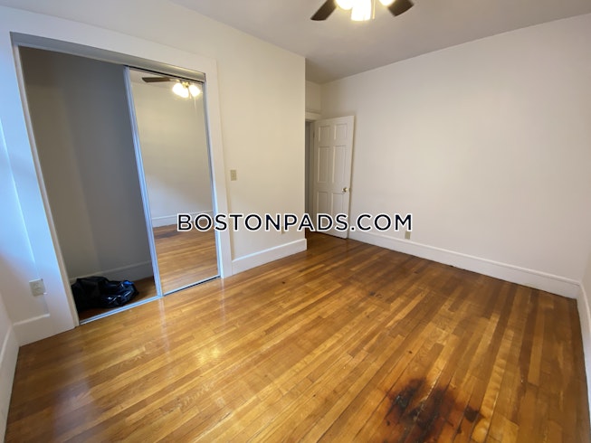 Boston - $1,700 /mo