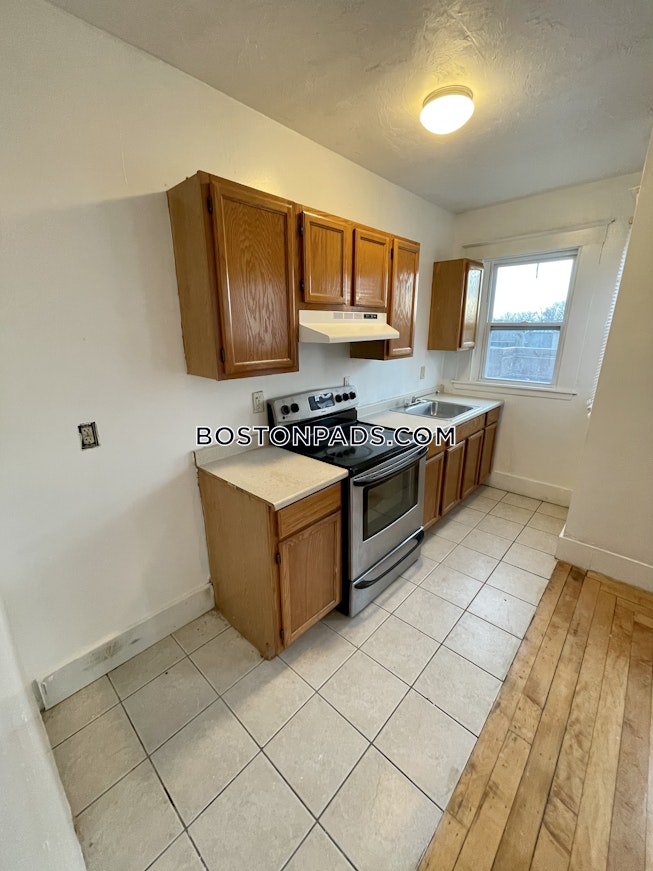 Brockton - $1,600 /mo