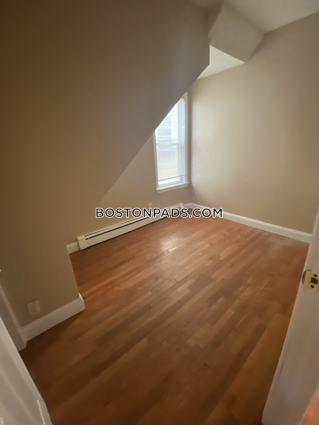 Boston - $3,100 /mo