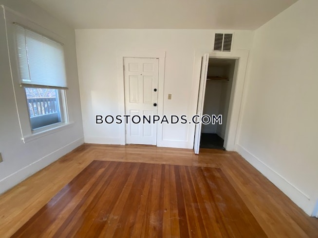 Brockton - $1,600 /mo