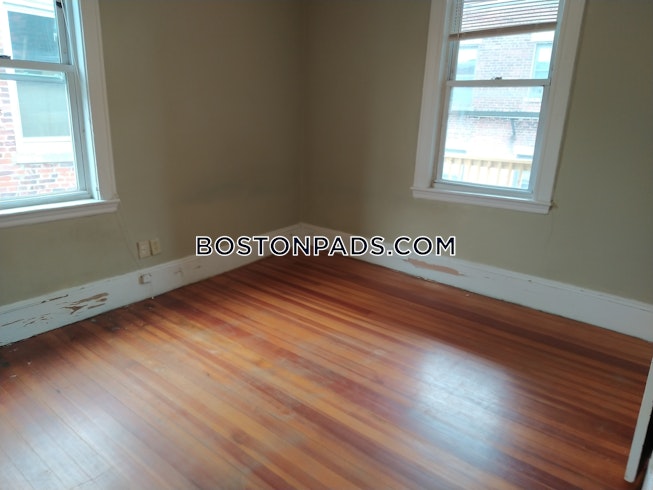 Boston - $2,800 /mo