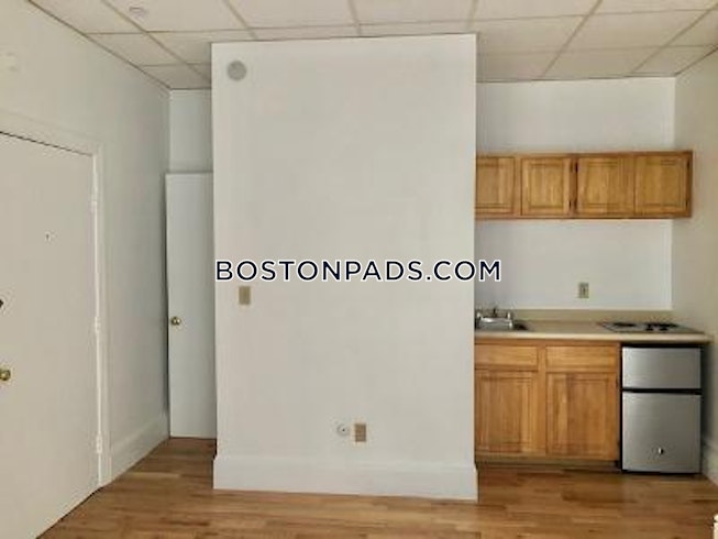 Boston - $2,145 /mo