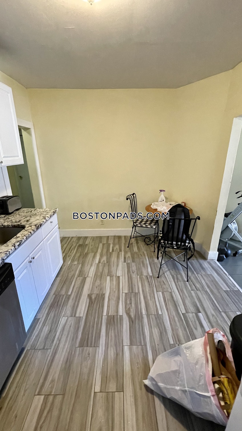 Boston - $3,700 /month