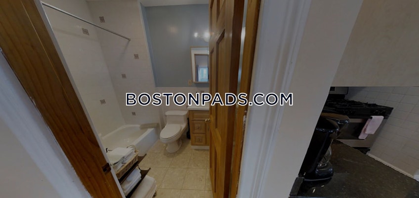 Boston - $4,800 /month