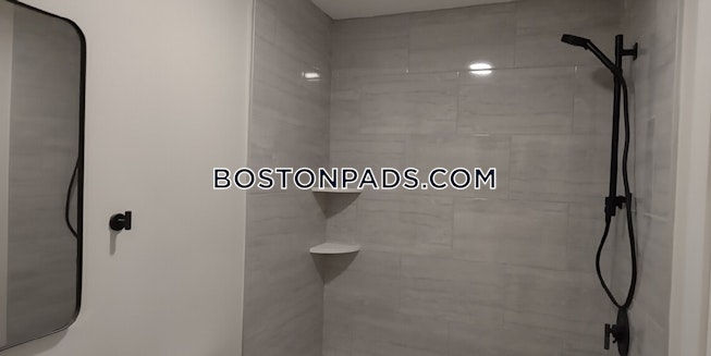 Boston - $3,600 /mo