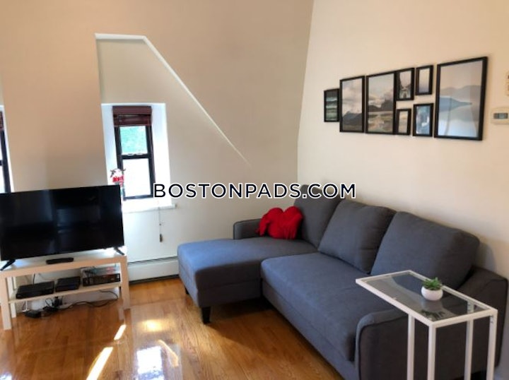 back-bay-apartment-for-rent-1-bedroom-1-bath-boston-3100-4614882 