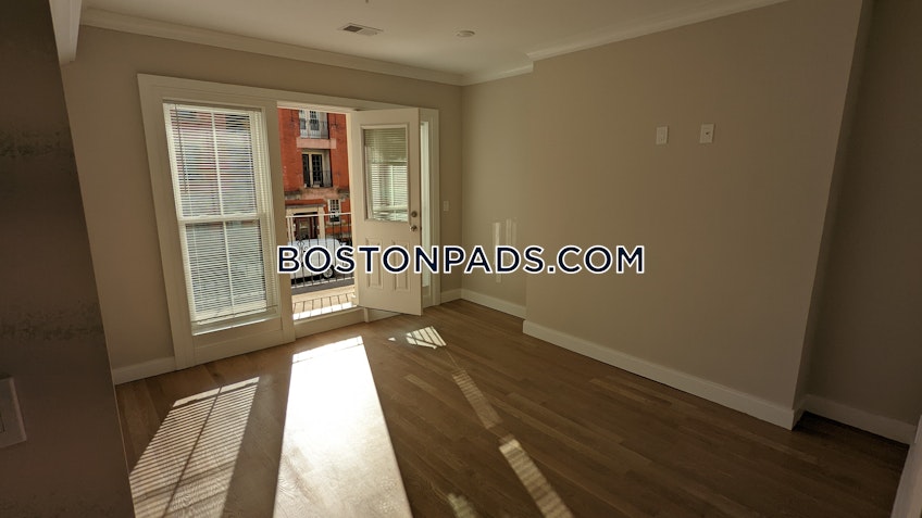 Boston - $4,500 /month