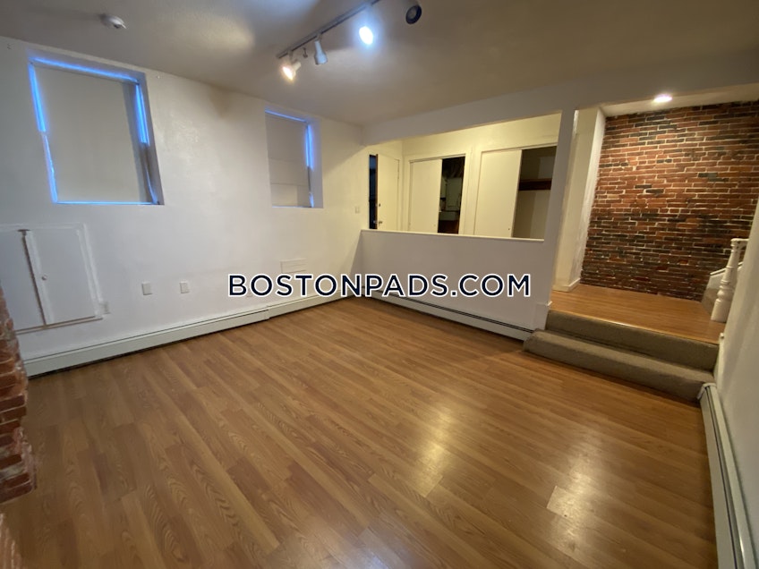 Boston - $3,500 /month