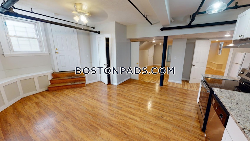 Boston - $5,180 /month