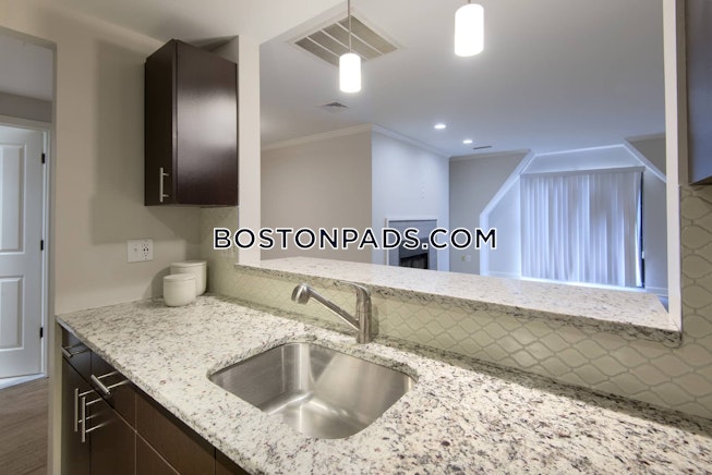 Boston - $3,599 /mo