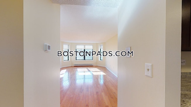 Boston - $3,599 /mo
