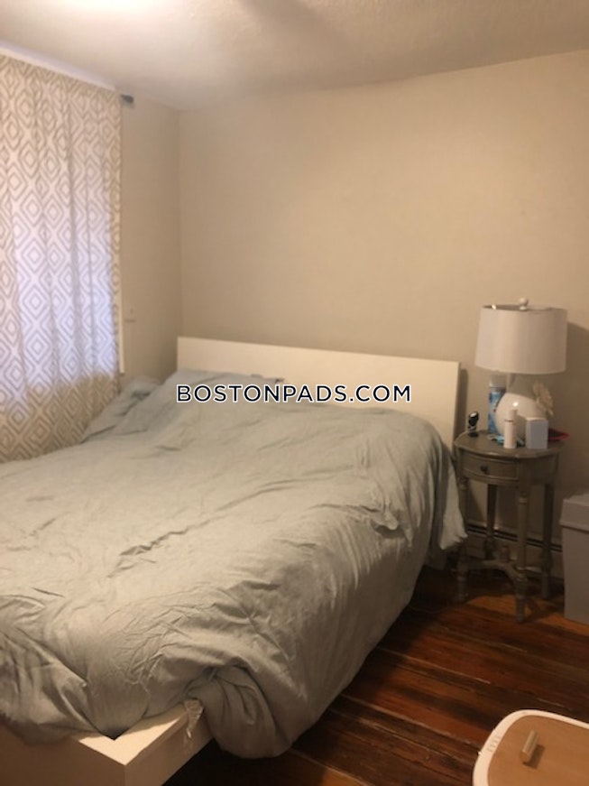 Boston - $3,200 /mo