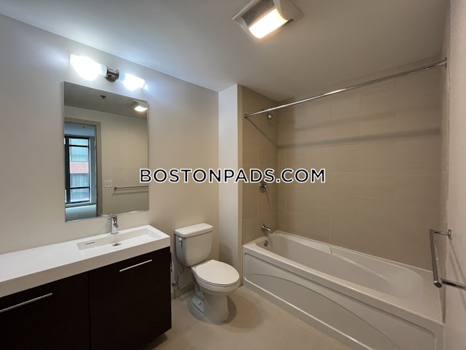 Boston - $4,580 /mo