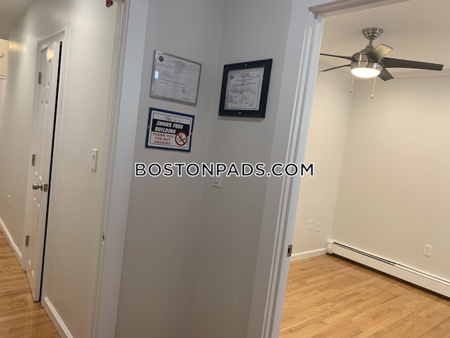 Cambridge - $2,400 /mo