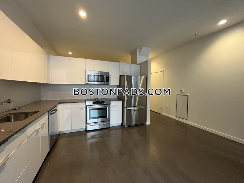 Boston - $4,154 /month