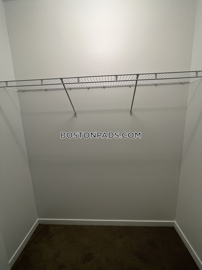 Boston - $4,759 /mo