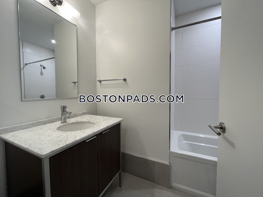 Boston - $4,980 /month