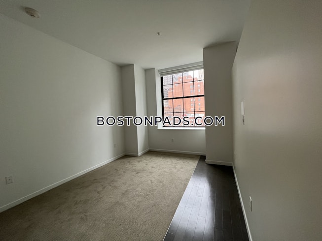 Boston - $4,759 /mo