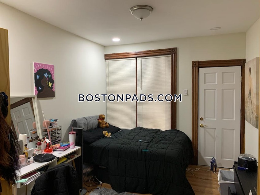 Boston - $5,000 /month