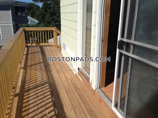 Boston - $2,900 /mo