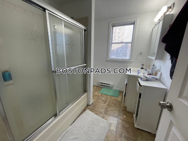 Boston - $5,750 /mo