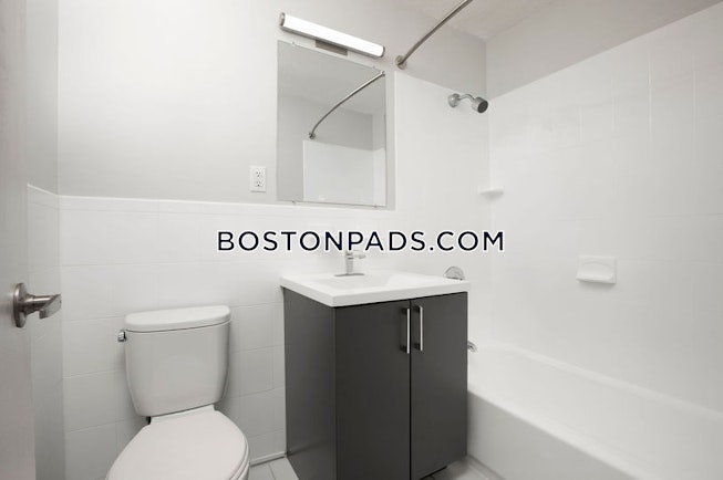 Boston - $2,180 /mo