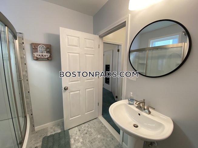 Revere - $3,200 /mo