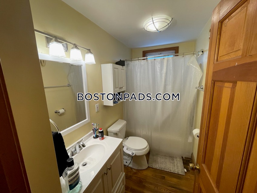 Roxbury Crossing - $7,450 /month