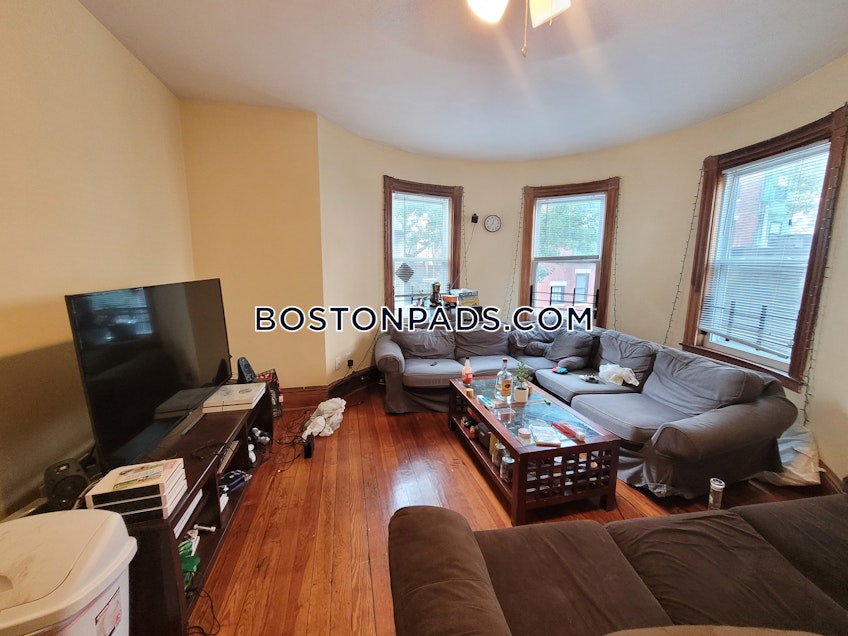 Roxbury Crossing - $7,450 /month