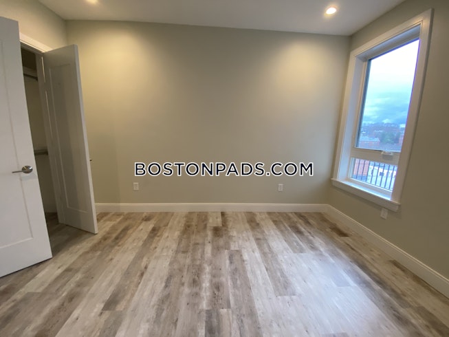 Boston - $2,700 /mo