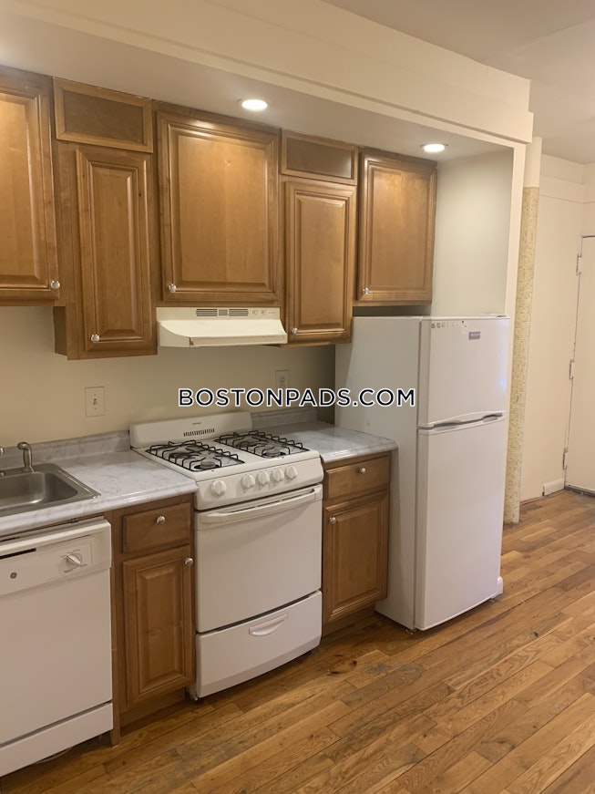 Somerville - $1,675 /mo