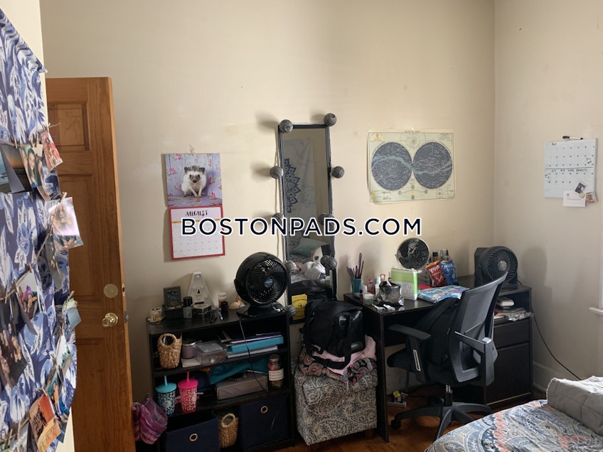 Boston - $5,200 /month