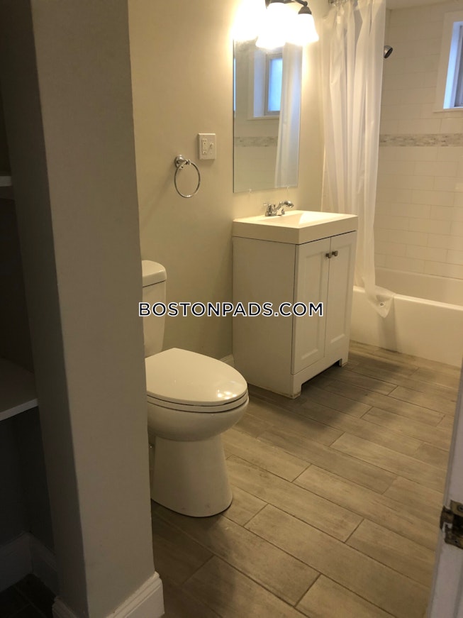 Boston - $2,800 /mo