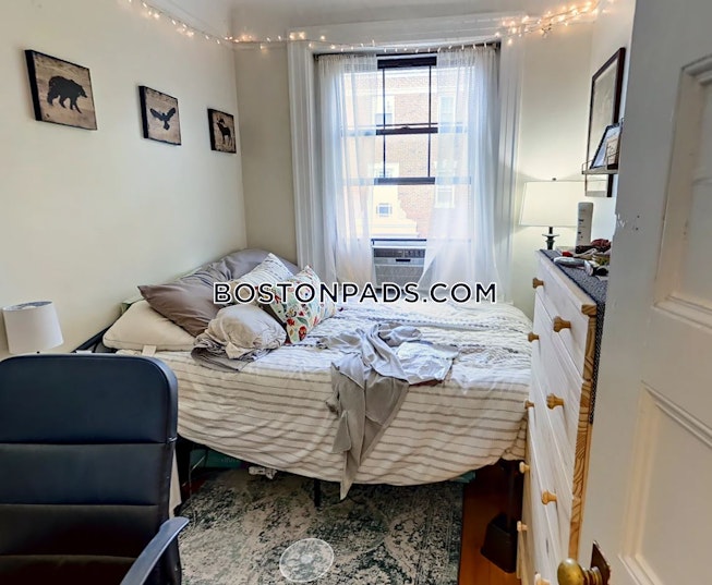 Brookline - $5,100 /mo