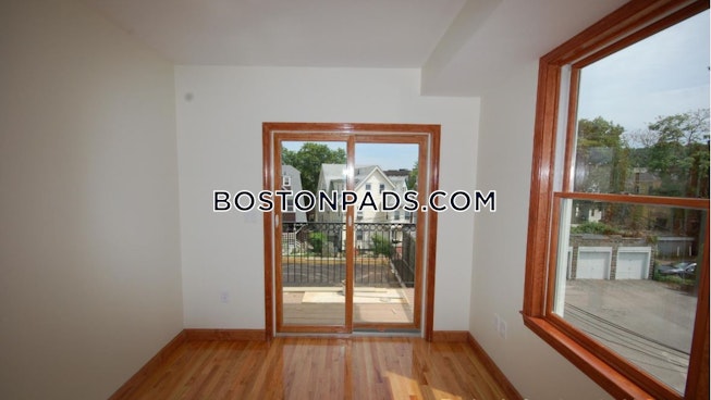 Boston - $5,100 /mo